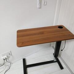 移動式テーブル