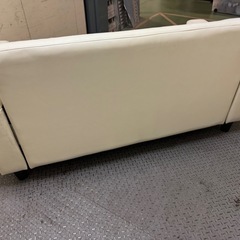 東W12 革製 ソファ ホワイト 2人がけ の画像