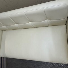 東W12 革製 ソファ ホワイト 2人がけ の画像