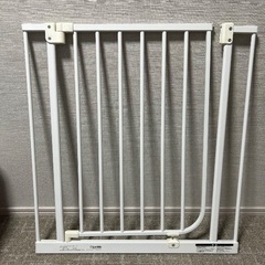 日本育児　ベビーゲートの画像