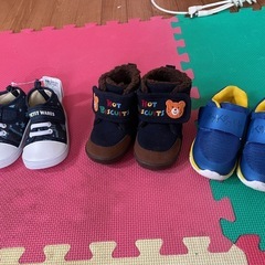 子供用靴　3セット