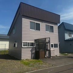 【条件応相談】美唄市戸建　広々快適　駐車場2台分以上