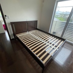 IKEAクイーンベッド