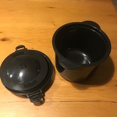 電子レンジ専用炊飯器
の画像