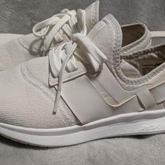 ☆お値下げ☆　New Balance エナジャイズ　ニットスニーカー　ホワイト　24.5cmの画像