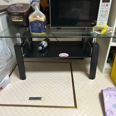 ガラステーブル