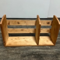 木製　本棚