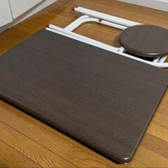 折り畳み机椅子のセットの画像