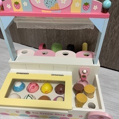 15日まで/　木製　アイスクリームの画像