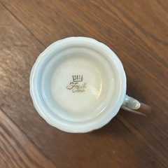 フラワーモチーフ 脚付きマグカップの画像