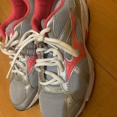 Mizuno ランニングシューズ グレー　ピンク　24㎝