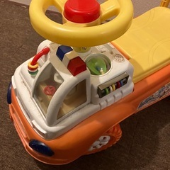 子供乗り物おもちゃ　車の画像