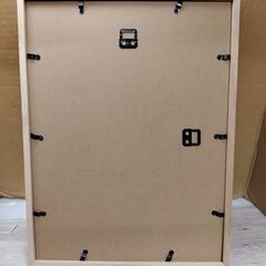 H＆Mホーム　アートポスター＆ウッドフレームセット　32cm×42cm　額縁　の画像