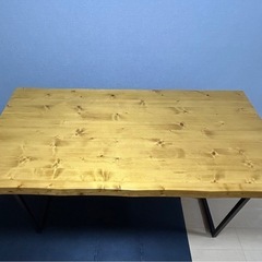 ダイニングテーブル