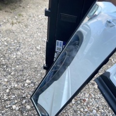 スマートミラーとミラー軽自動車
の画像