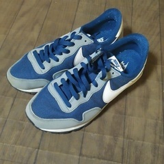 NIKE🔴スニーカー28センチ