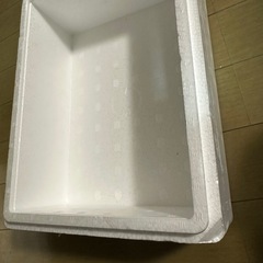 発泡スチロール　3つ　美品