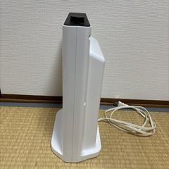 【決定済み】2023年製　首振り機能付大風量スリムセラミックヒーター　CH-T2386 　の画像