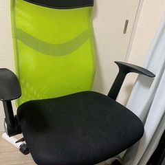 回転椅子の画像