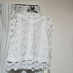 【新品】レースノースリーブブラウス　M