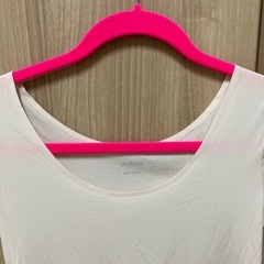 【値下げ‼️】WOMEN　ユニクロ　エアリズム　UネックＴの画像