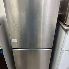 冷蔵庫　Haier 2ドア　23年製　美品
