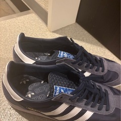 【ほぼ新品】adidas シューズの画像