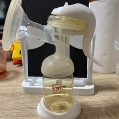 Pigeon 手動搾乳器