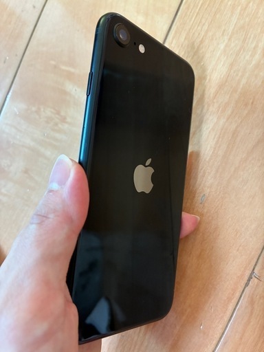 iPhone  SE 第三世代　64GB