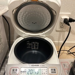 象印　炊飯器　3合の画像