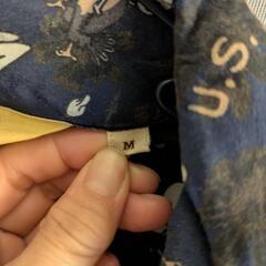 メンズシャツAVIREX　Mサイズ　の画像