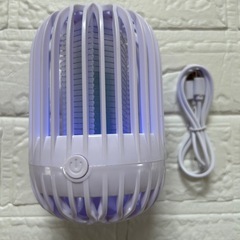 電撃殺虫器 電気殺虫機 ハエ・蚊対策 虫除けランプ 電撃式虫取り の画像
