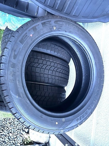 ケンダ スタッドレス 225/55r18