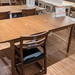 ニトリ伸長式ダイニングテーブル【6月21日(土)お引き取り可能な...