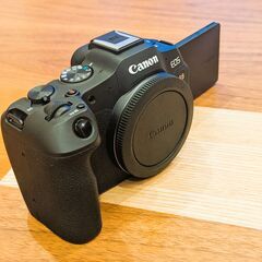 Cannon eos r8 body 中古 美品