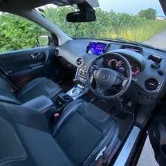 ルノー コレオス  限定車 ＢＯＳＥエディションRENAULT KOLEOSエクストレイルの画像