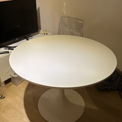 IKEA 
DOCKSTA ドクスタ