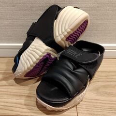 未使用タグ付き NIKE 厚底サンダル