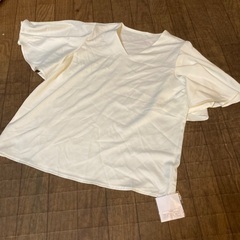 新品🔴タグ付きレディースシャツmサイズ