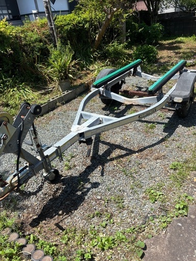譲ります?軽ボートトレーラー