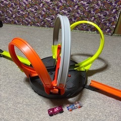 ホットウィール Hot Wheels ロト・レボリューション トラックセットの画像