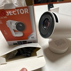 プロジェクター　新品