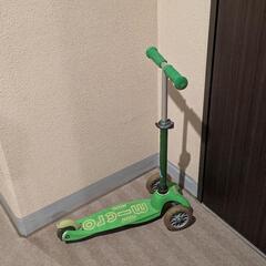 🛴 Micro Mini Deluxe LED キックスクーター...