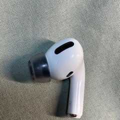 [値下げしました]Airpods pro 第一世代　イヤホンのみの画像
