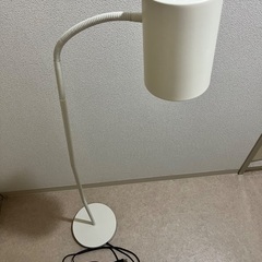 フロアランプ