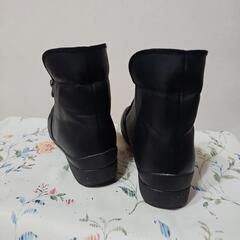 美品です 23cm レディース ショートブーツ サイドジッパーの画像
