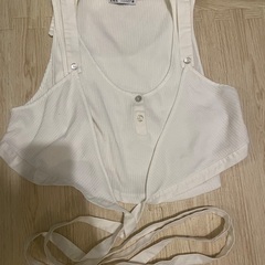 平日　9-17時受け渡し希望　ZARA タンクトップ　Mサイズ