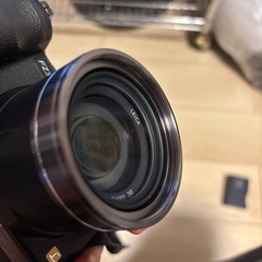 LUMIX FZ38 デジタルカメラ 本体　三脚付きの画像