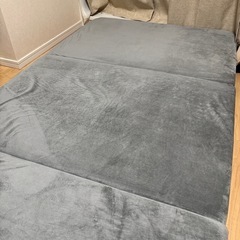 【新品状態】高反発折りたたみ敷布団 シングルの画像