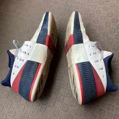 アディダススニーカー30cmくらいの画像